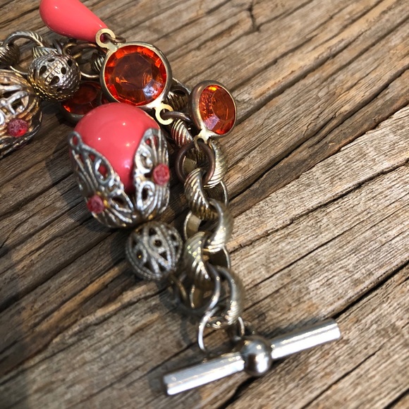 Costume links bracelet in great condition! - Picture 2 of 5